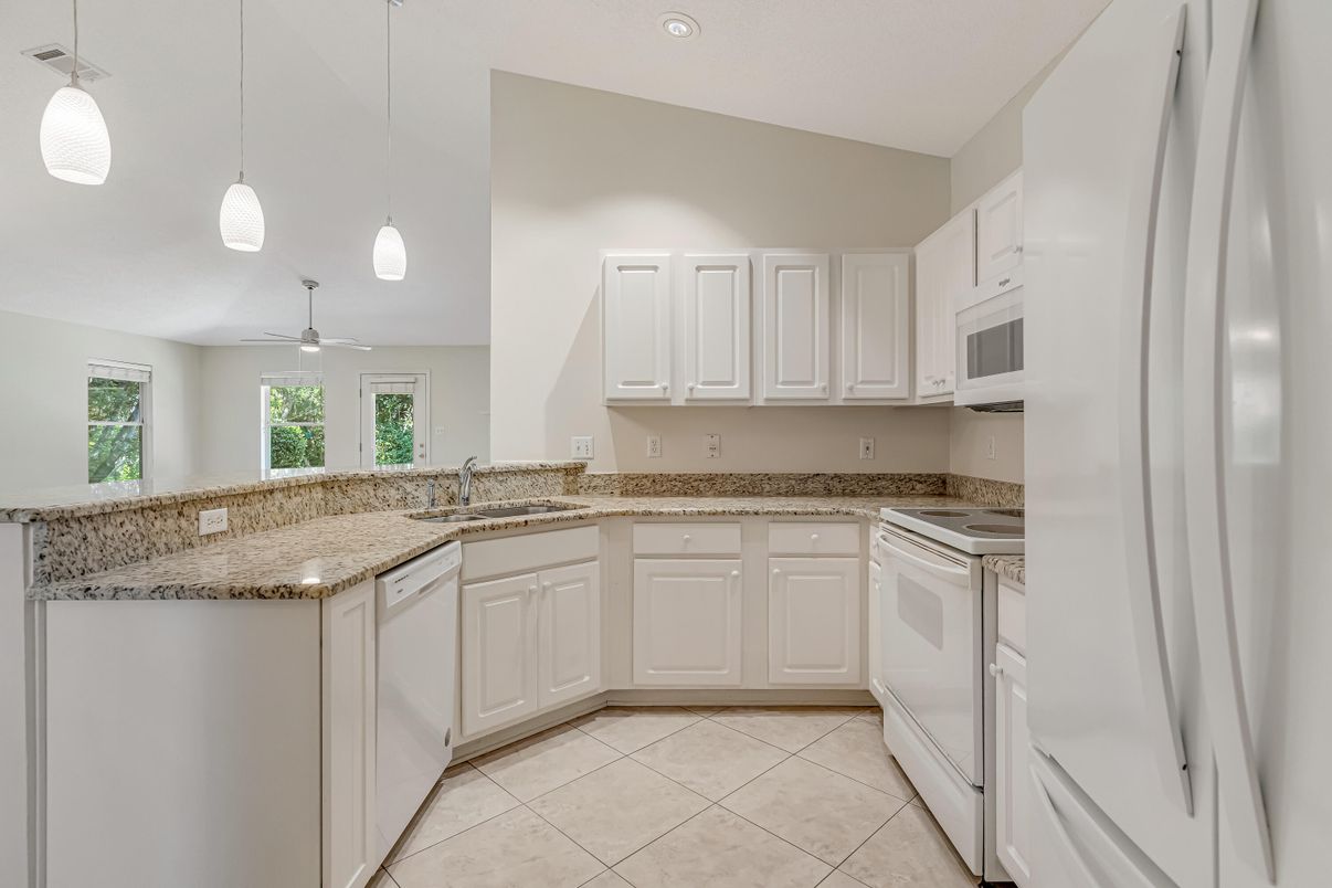 Interior, Kitchen, Pendant Lights, Recessed Lighting