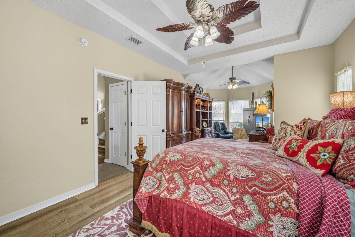 Bedroom, Interior, Wood Texture Flooring