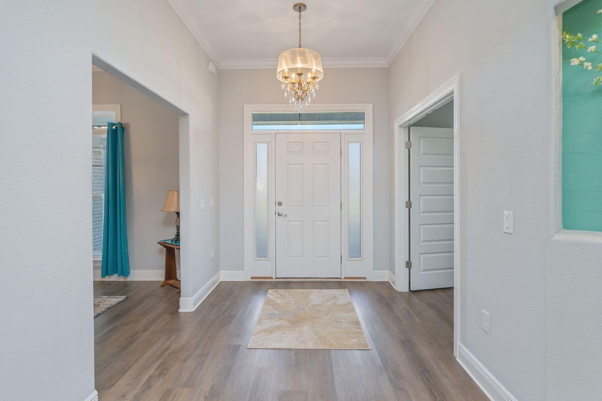 Chandelier, Interior, Wood Texture Flooring