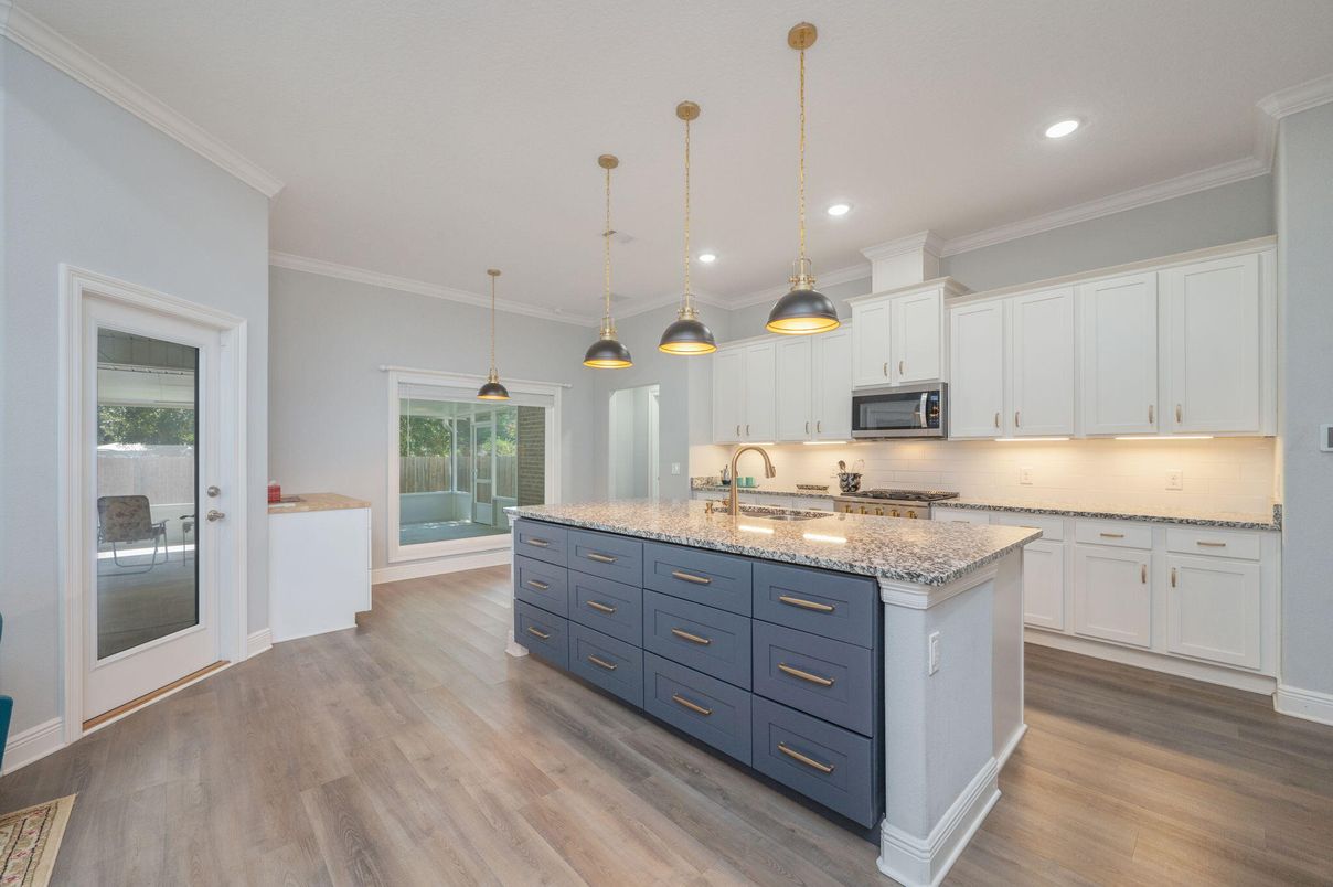 Interior, Kitchen, Pendant Lights, Recessed Lighting, Wood Texture Flooring