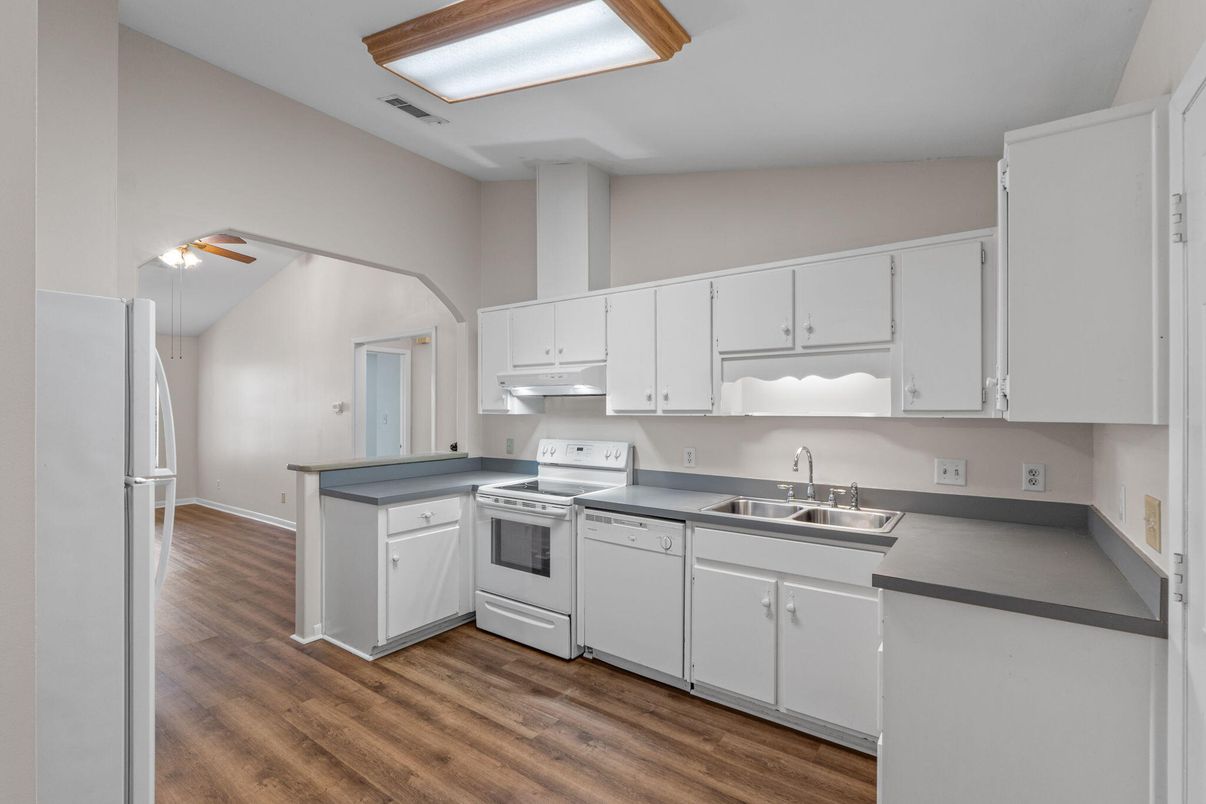Interior, Kitchen, Wood Texture Flooring