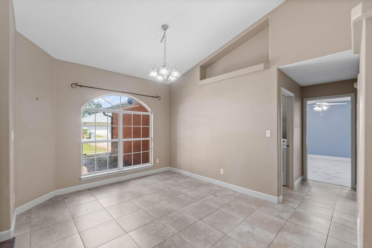 Chandelier, Empty room, Interior, Pendant Lights