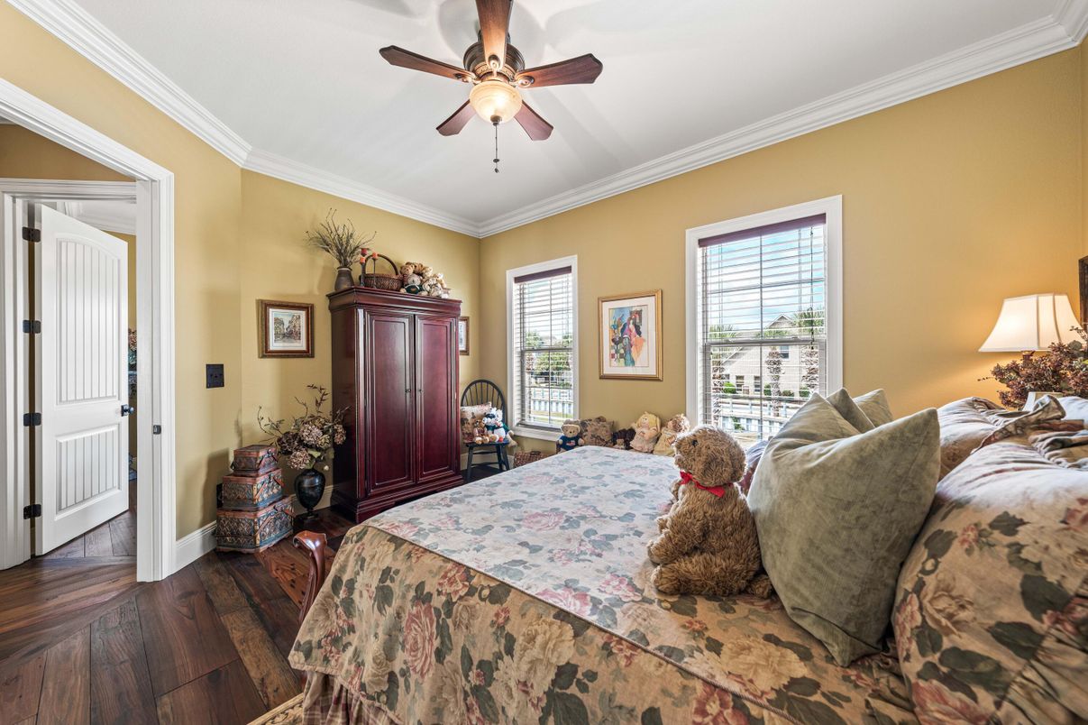 Bedroom, Interior, Wood Texture Flooring