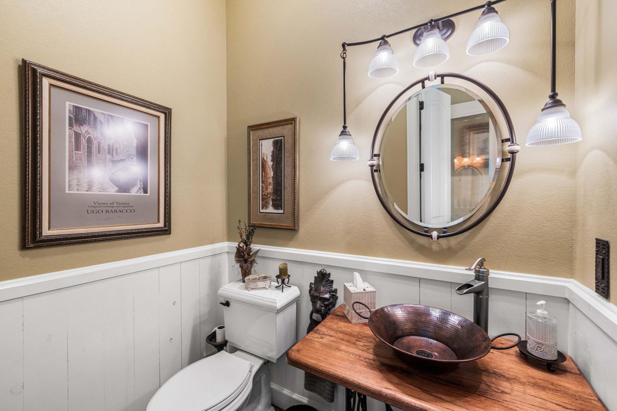 Bathroom, Interior, Pendant Lights