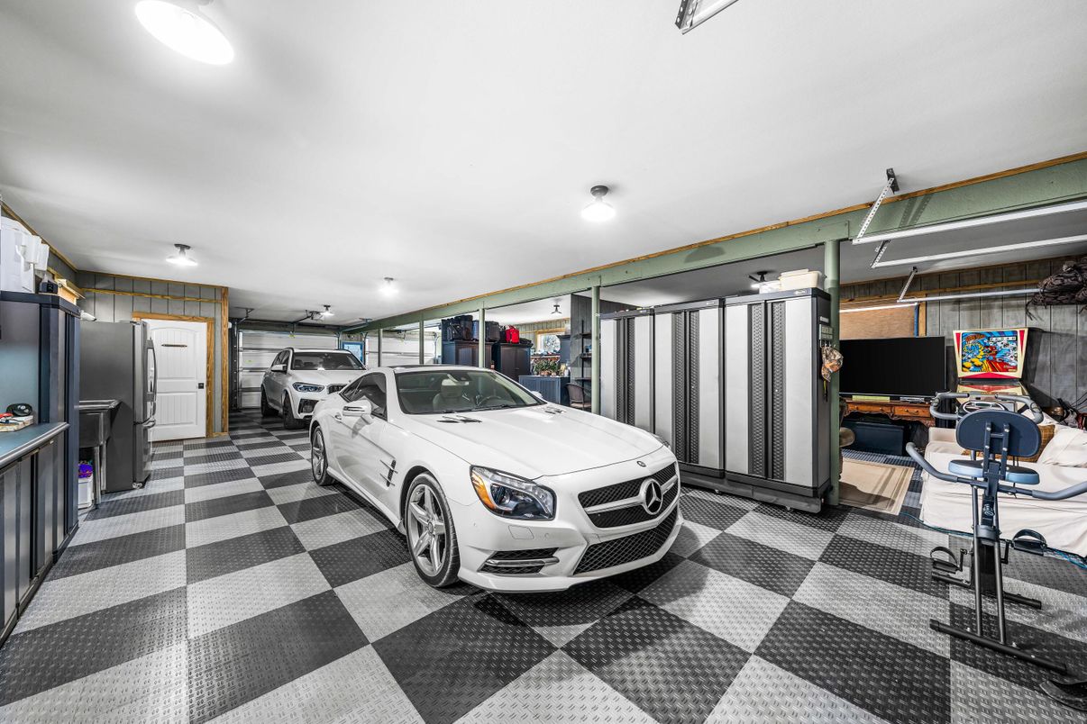 Garage, Interior, Recessed Lighting
