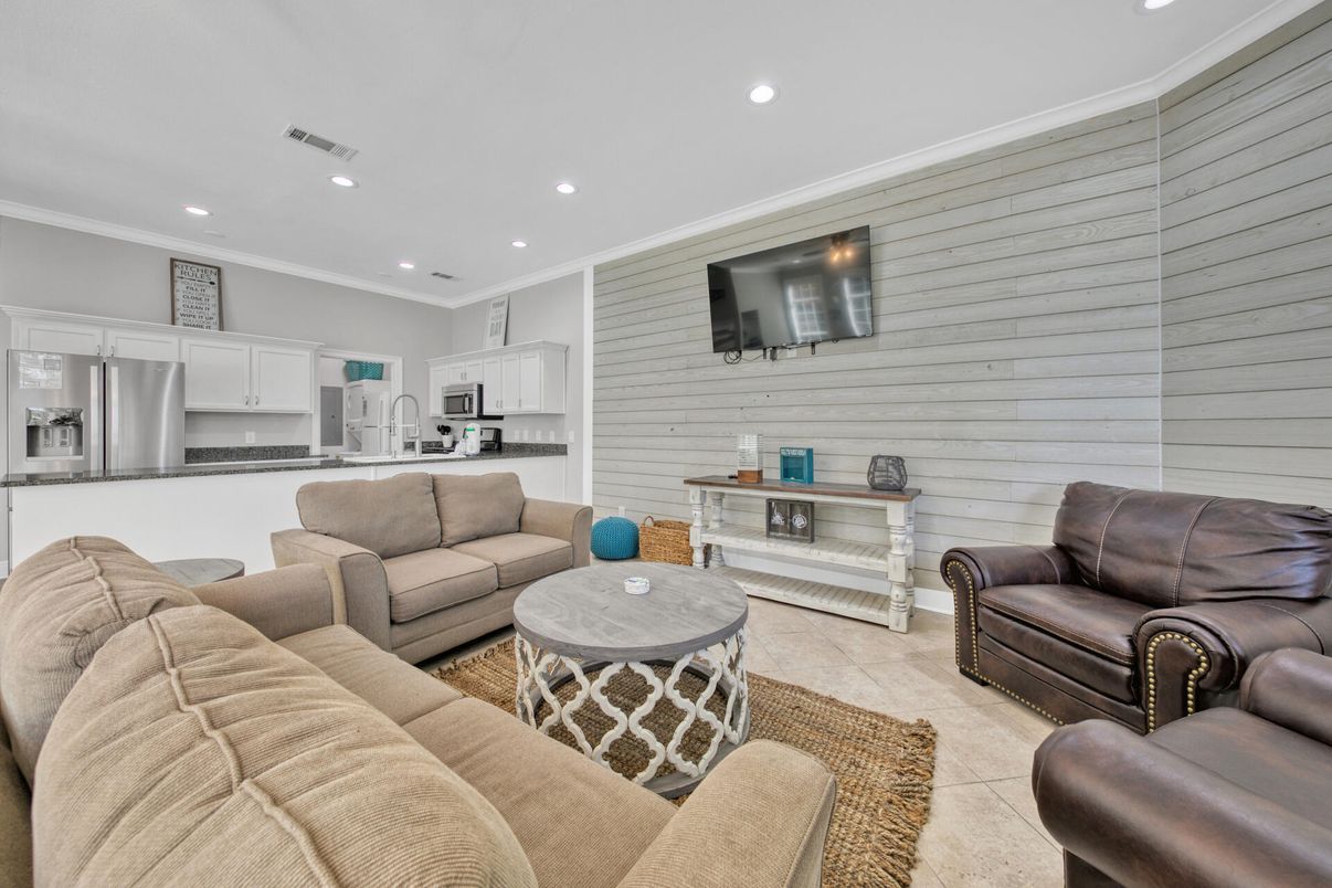 Interior, Kitchen, Living room, Recessed Lighting, Stainless Steel Appliances