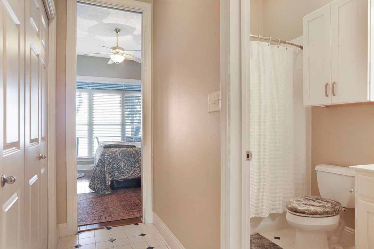 Bathroom, Interior