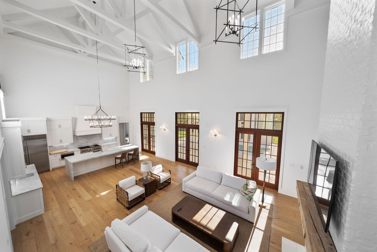 Chandelier, Fireplace, Interior, Living room, Pendant Lights, Wood Texture Flooring