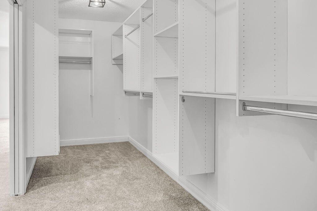 Interior, Walk-in Closets