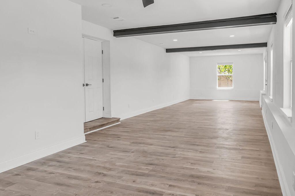 Empty room, Interior, Recessed Lighting, Wooden Beams, Wood Texture Flooring