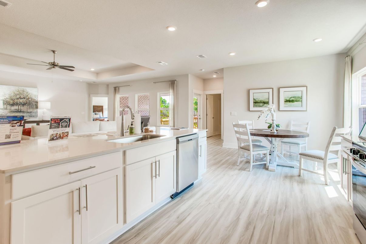 Dining room, Interior, Kitchen, Recessed Lighting, Wood Texture Flooring
