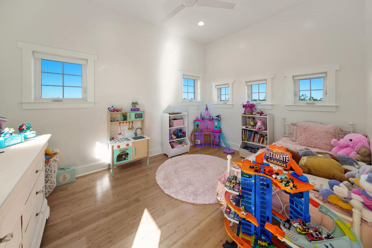 Bedroom, Interior, Recessed Lighting, Wood Texture Flooring