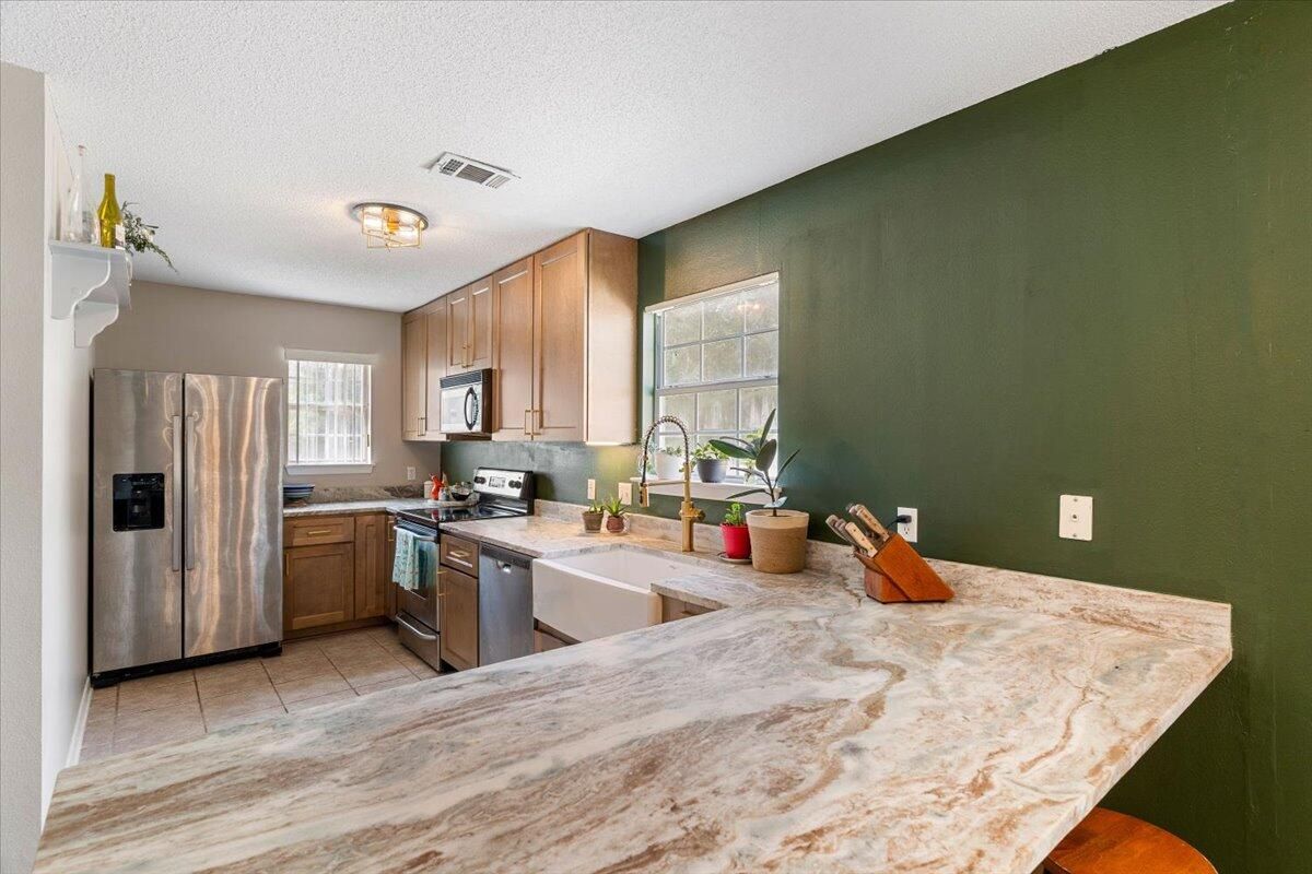 Interior, Kitchen, Stainless Steel Appliances