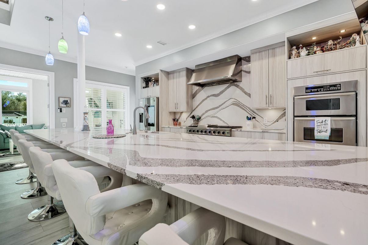 Interior, Kitchen, Pendant Lights, Recessed Lighting, Stainless Steel Appliances