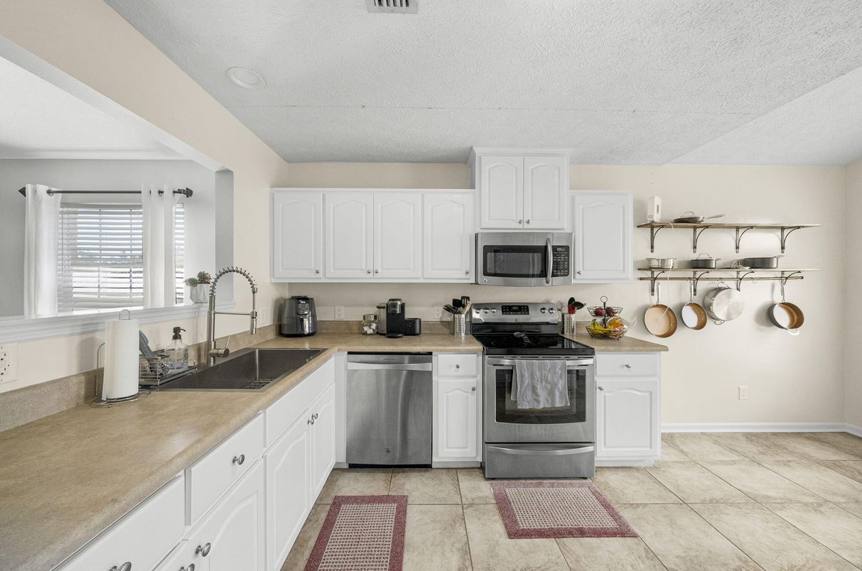 Interior, Kitchen, Stainless Steel Appliances
