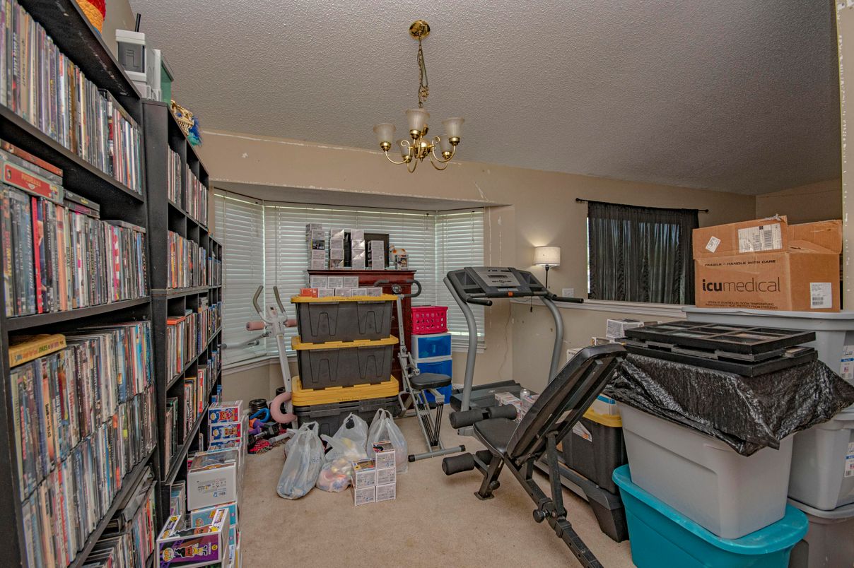 Chandelier, Fitness Equipment, Interior