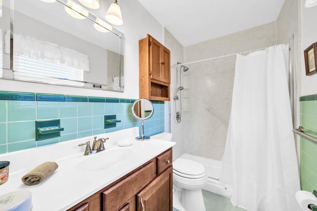 Bathroom, Interior, Marble Walls