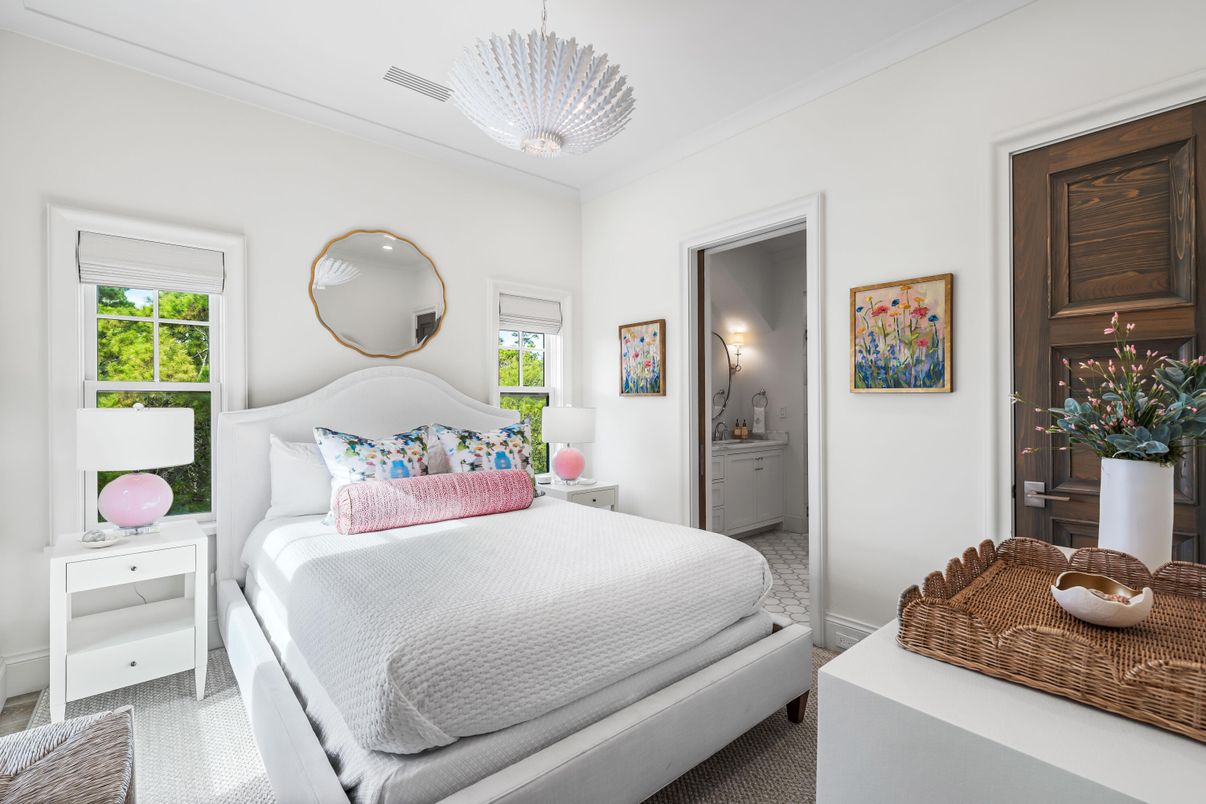 Bedroom, Interior, Pendant Lights