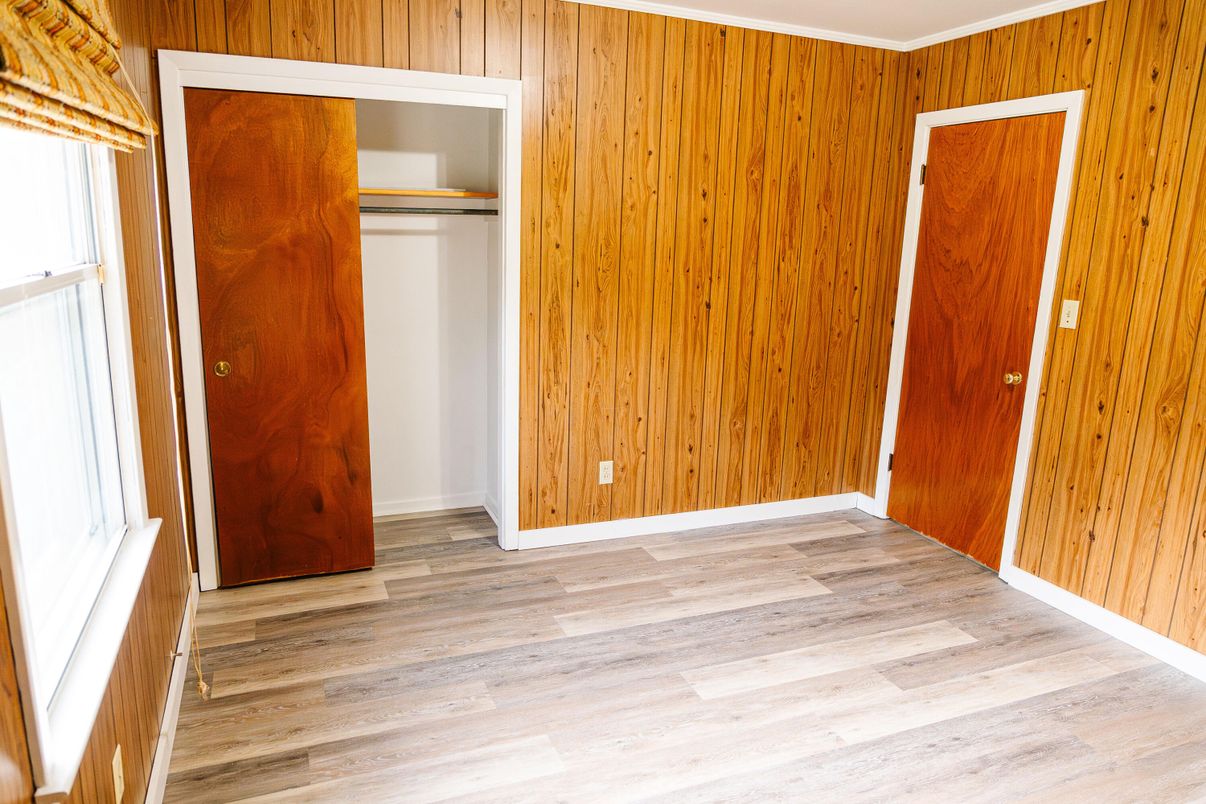 Empty room, Interior, Wood Texture Flooring, Wooden Walls