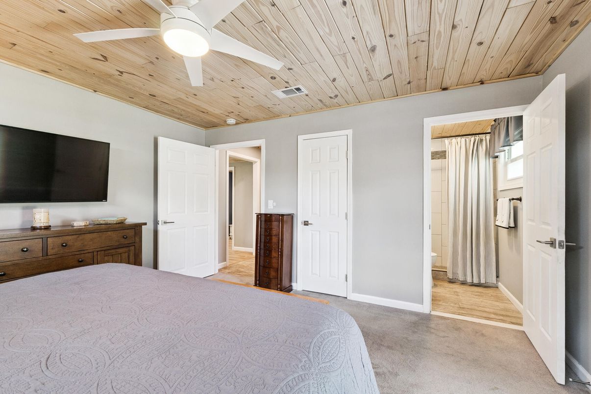 Bedroom, Interior, Wooden Ceilings