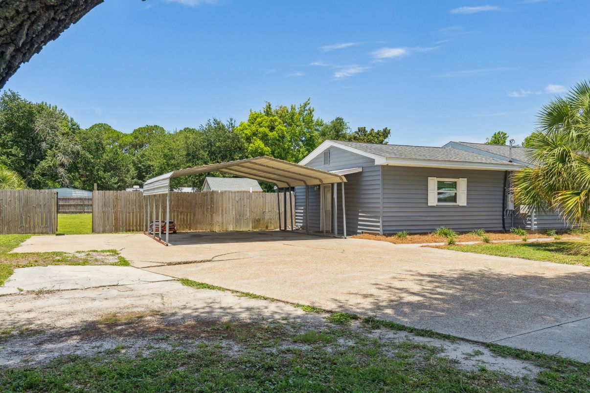 Backyard, Exterior