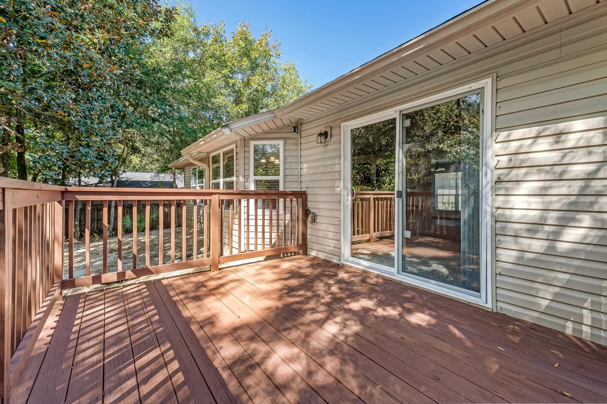 Exterior, Wood Texture Flooring