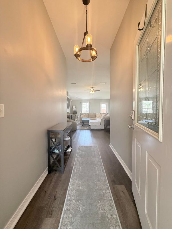 Interior, Living room, Pendant Lights, Wood Texture Flooring