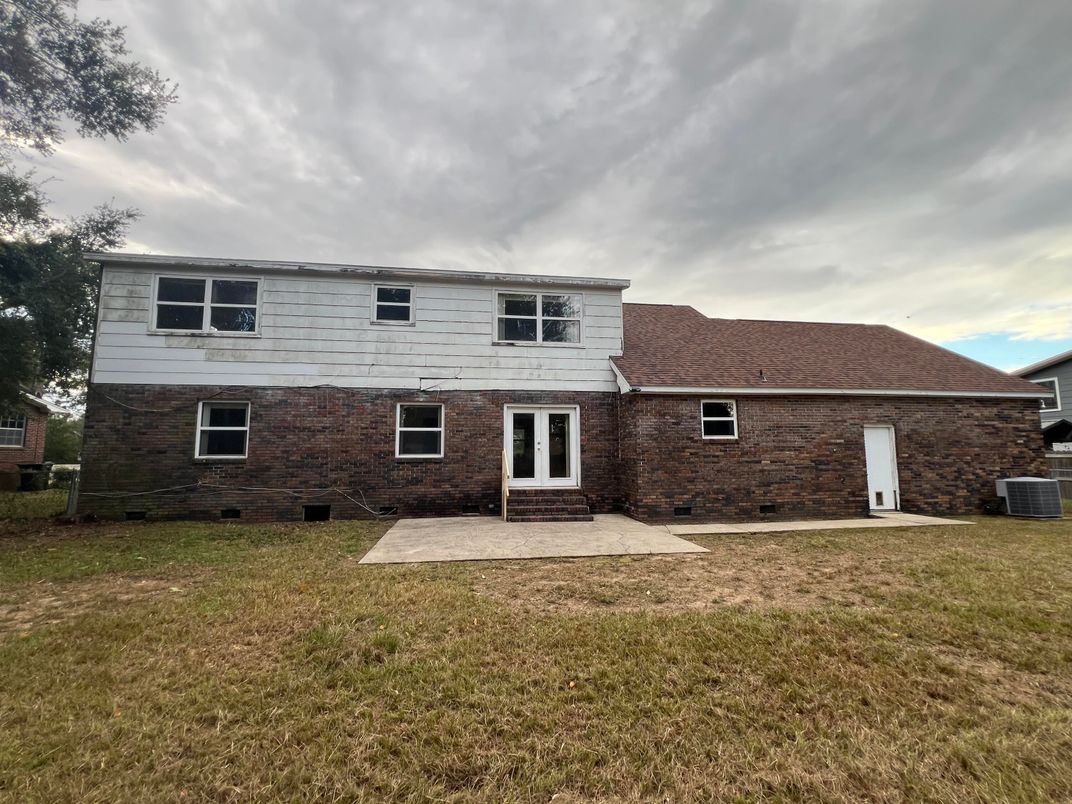 Exterior, Facade, Brick Facade, Split Level