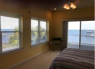 Bedroom, Interior, Recessed Lighting, Water