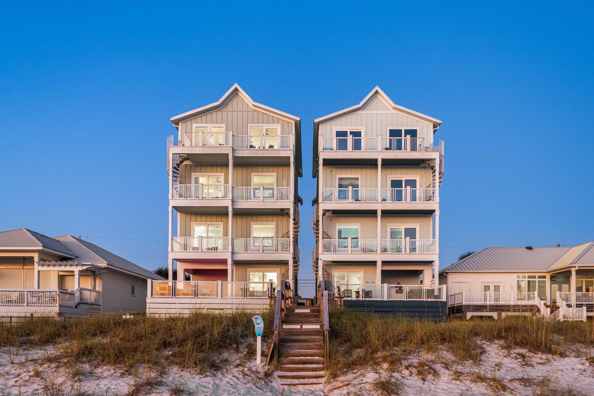 Backyard, Exterior, Facade, Condo Building