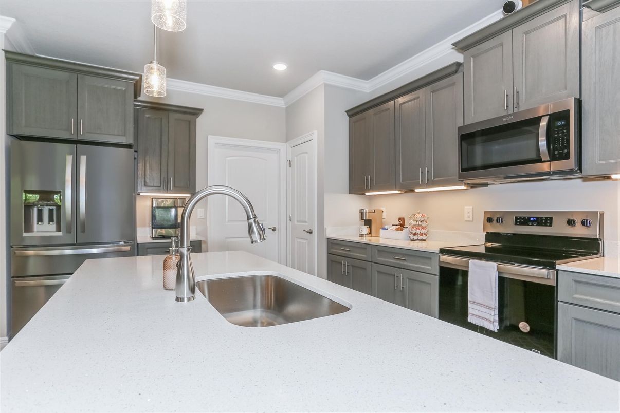 Interior, Kitchen, Pendant Lights, Recessed Lighting, Stainless Steel Appliances