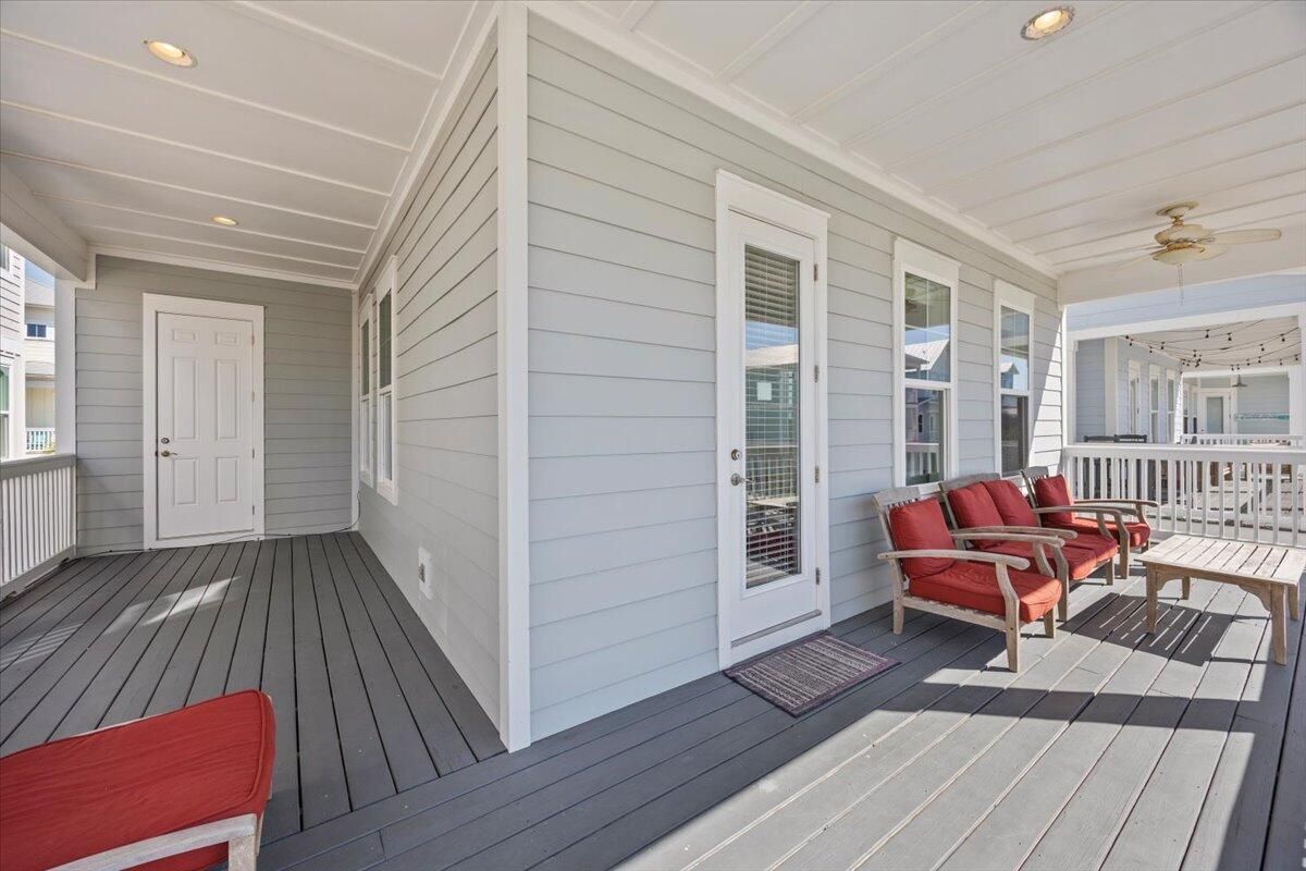 Exterior, Recessed Lighting