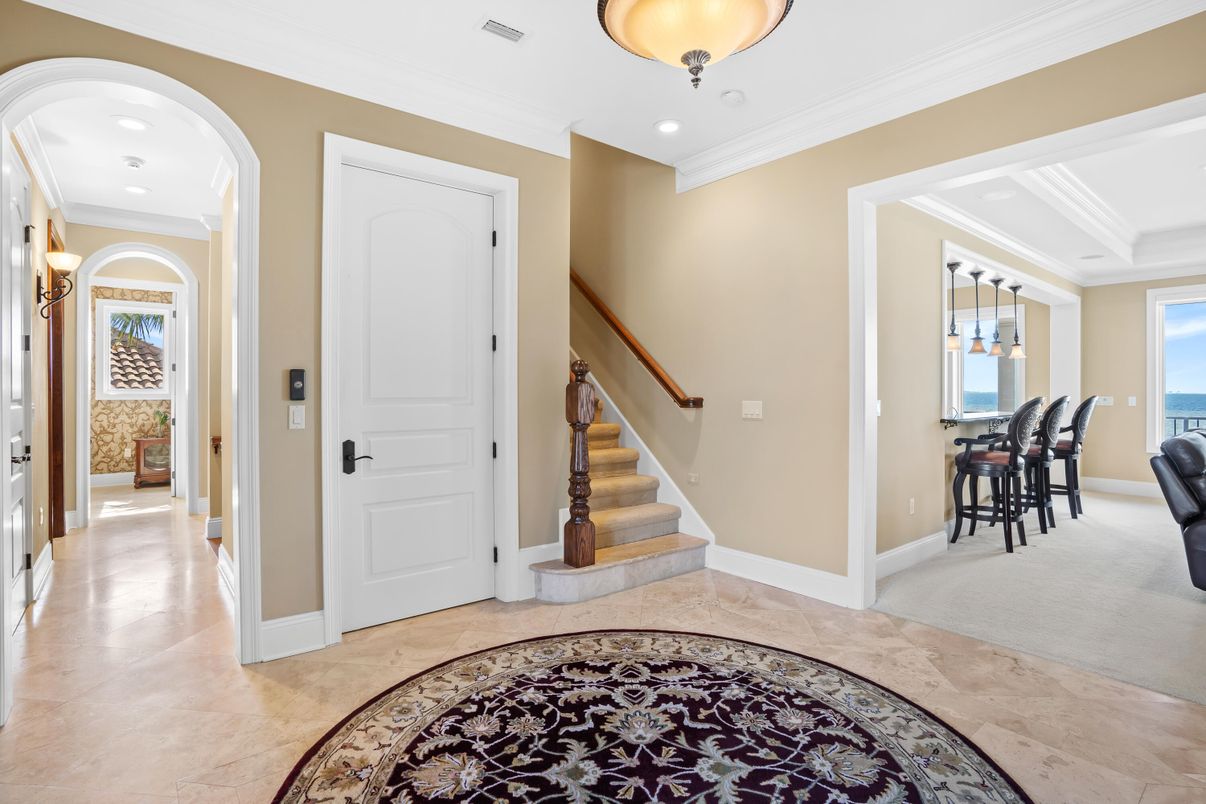 Interior, Pendant Lights, Recessed Lighting, Water