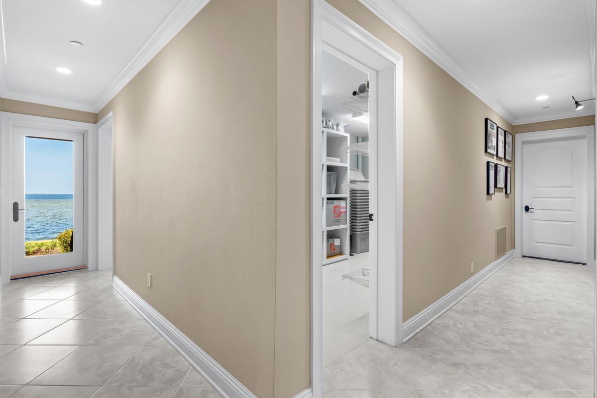 Interior, Recessed Lighting, Water