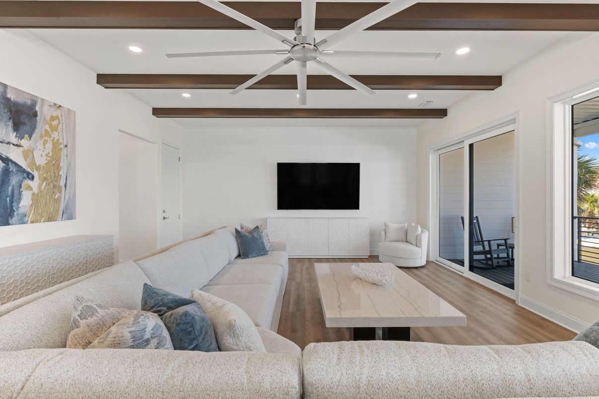 Interior, Living room, Recessed Lighting, Wooden Beams, Wood Texture Flooring