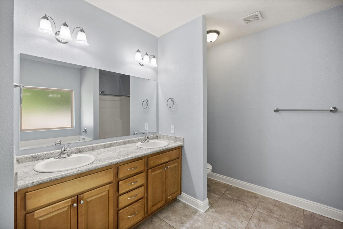 Bathroom, Dual Sink Vanities, Interior