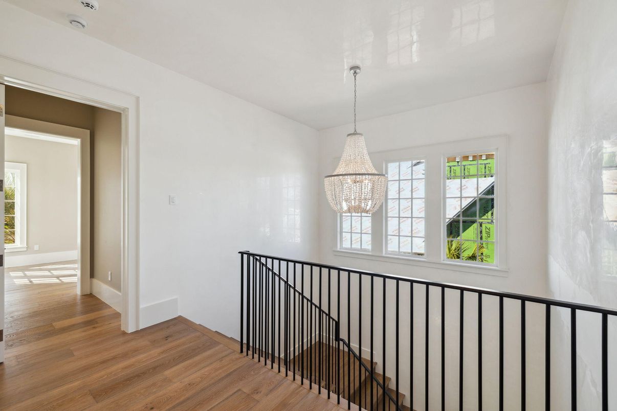 Chandelier, Interior, Wood Texture Flooring