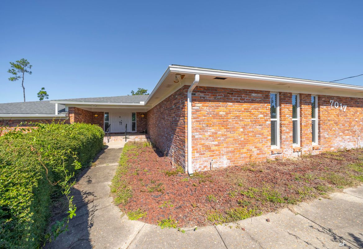 Exterior, Facade, Brick Facade, None