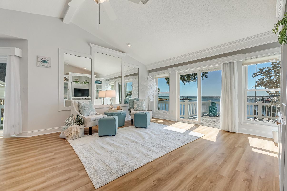 Interior, Living room, Recessed Lighting, Water, Wood Texture Flooring