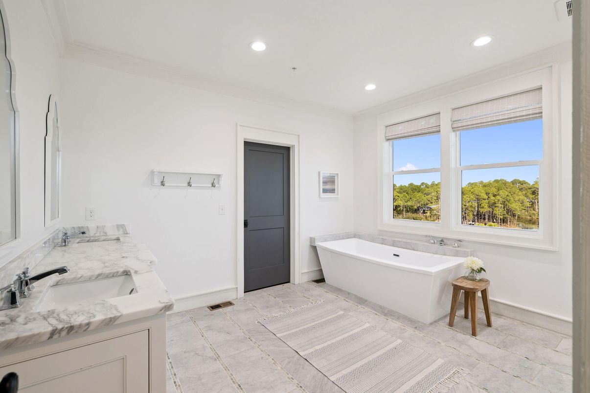 Bathroom, Dual Sink Vanities, Free Standing Baths, Interior, Recessed Lighting