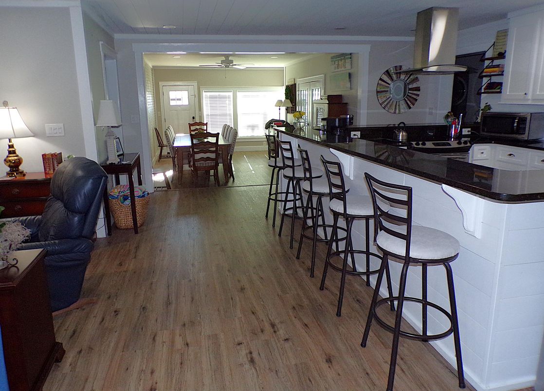 Dining room, Interior, Kitchen, Recessed Lighting, Wood Texture Flooring