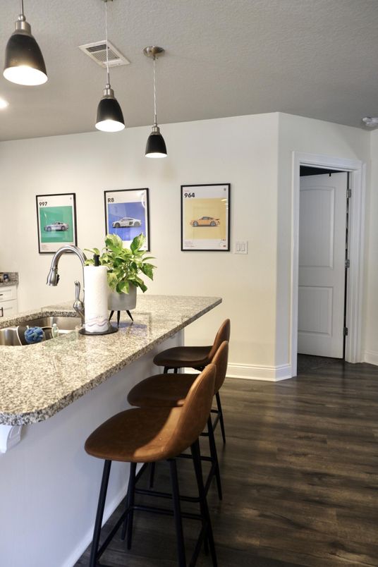 Interior, Pendant Lights, Wood Texture Flooring