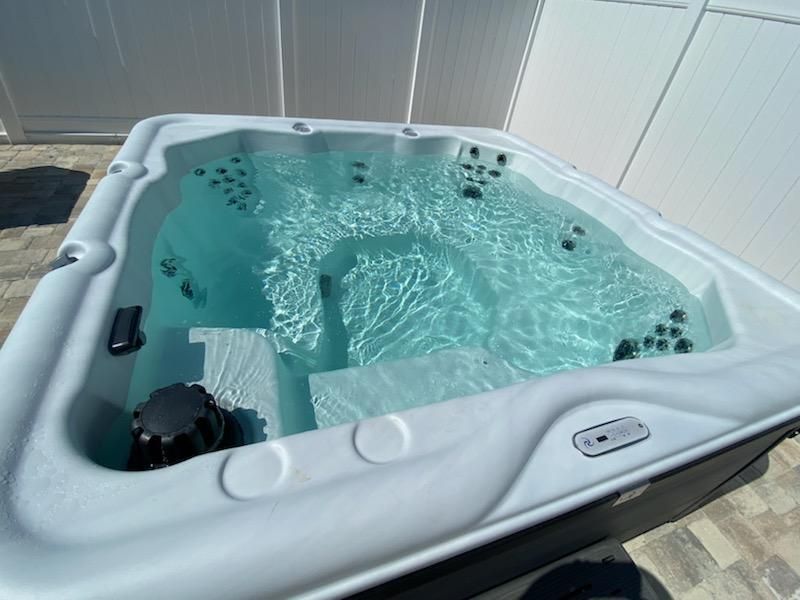 Exterior, Hot Tub