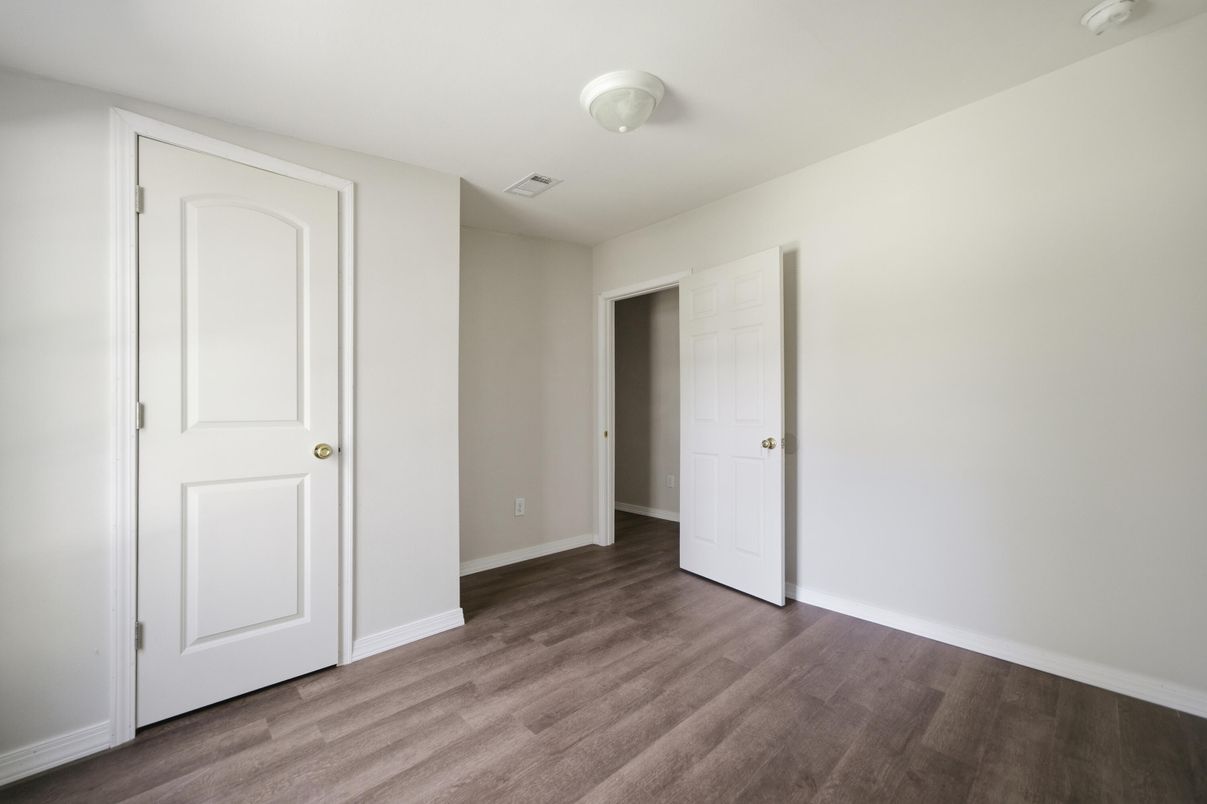 DE Listing image placeholder