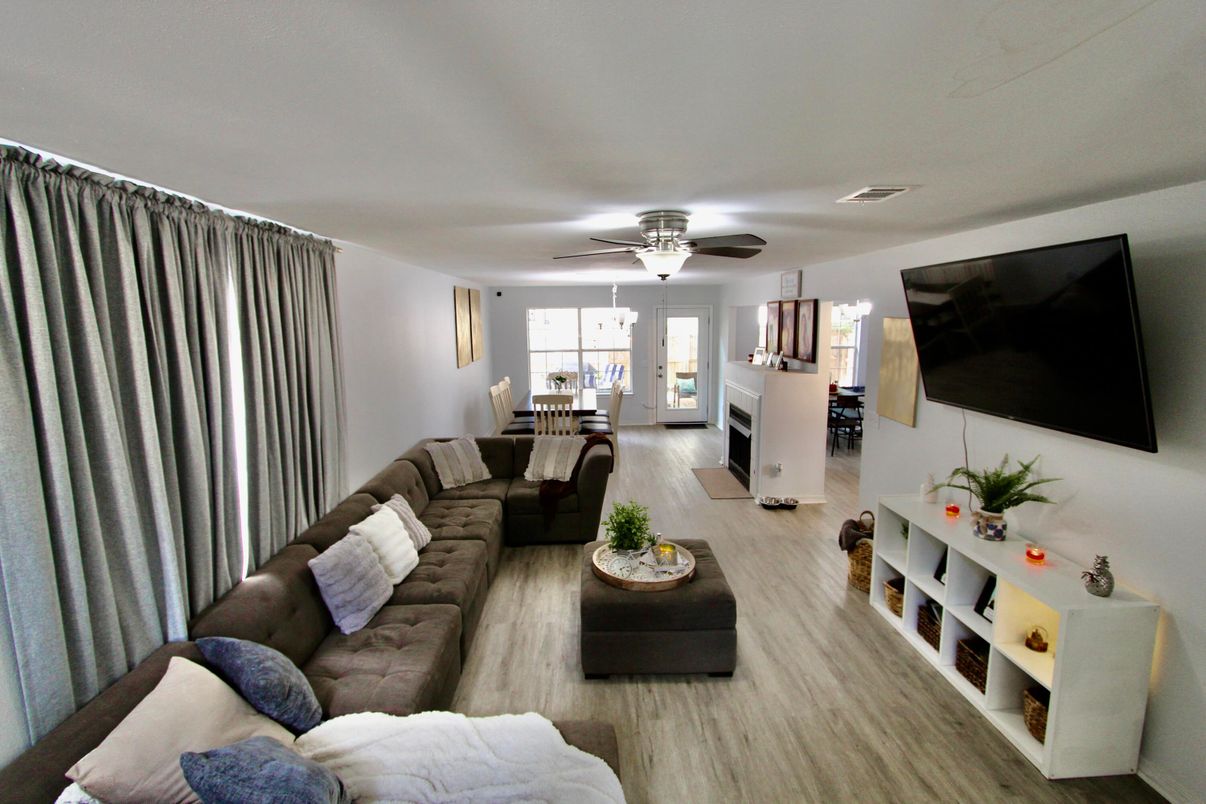 Dining room, Interior, Living room, Wood Texture Flooring