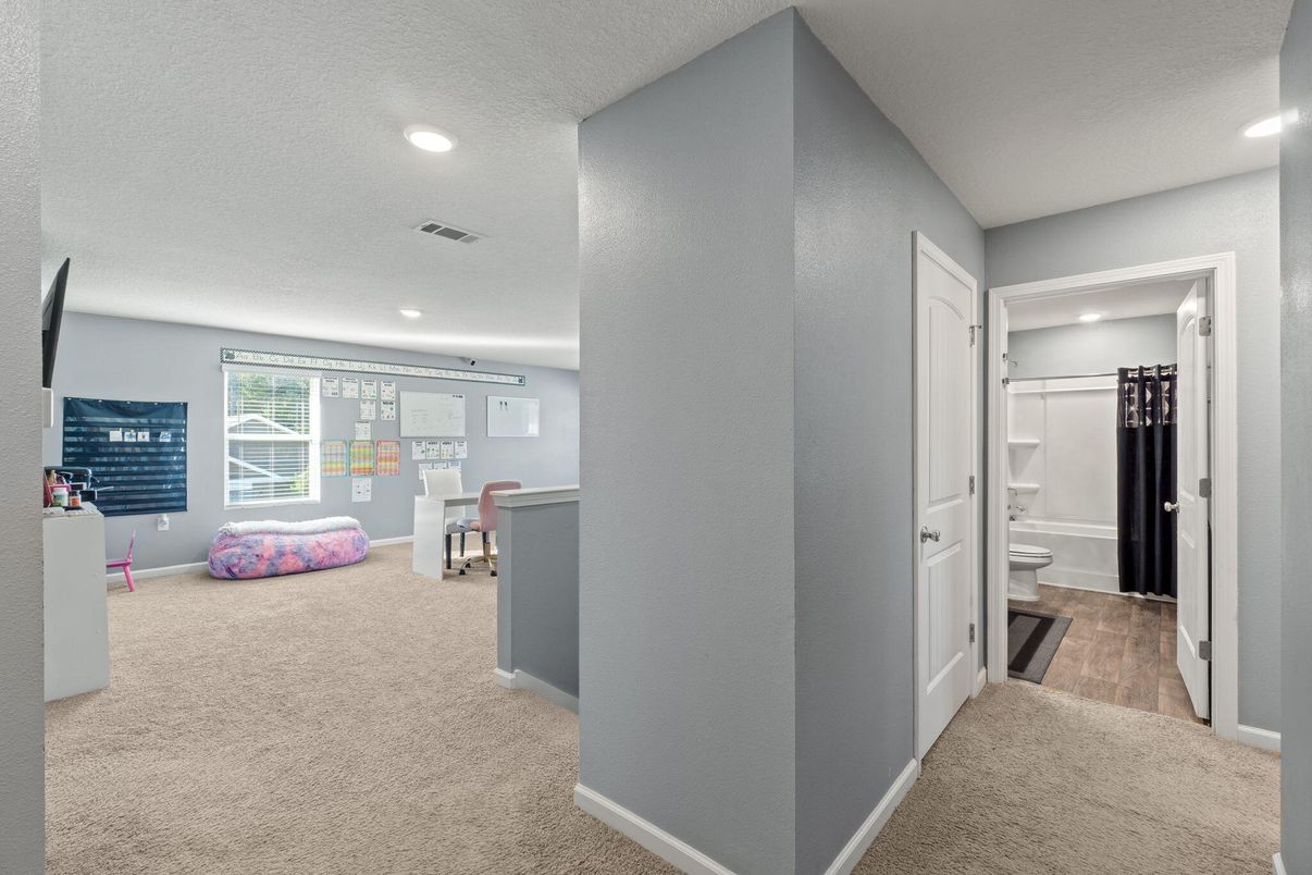 Bathroom, Interior, Recessed Lighting, Wood Texture Flooring