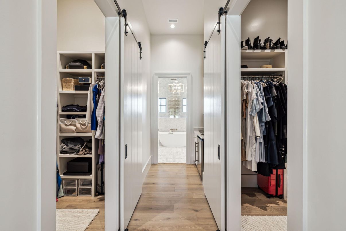 Interior, Recessed Lighting, Walk-in Closets, Wood Texture Flooring