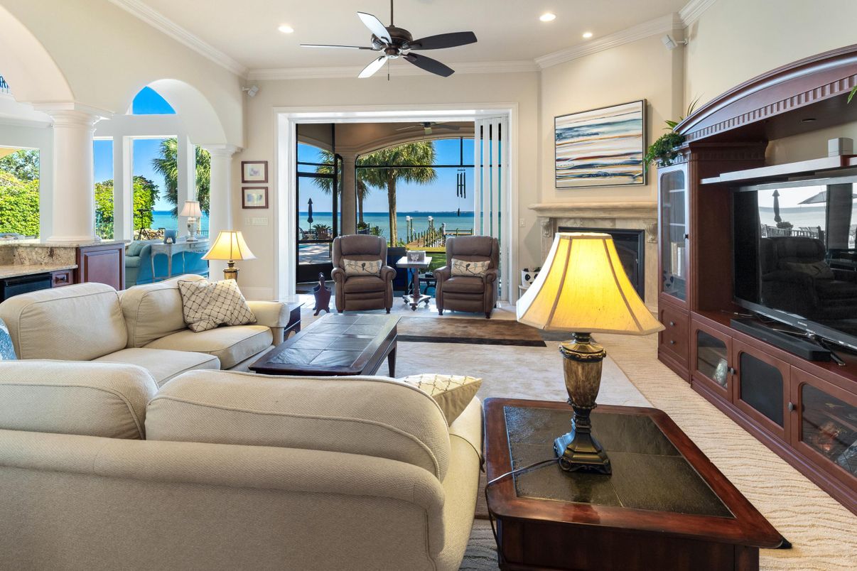 Fireplace, Interior, Living room, Recessed Lighting, Water