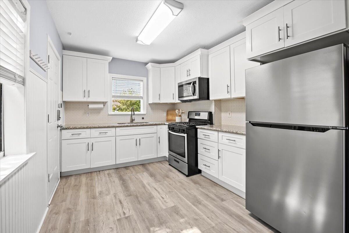 Interior, Kitchen, Wood Texture Flooring