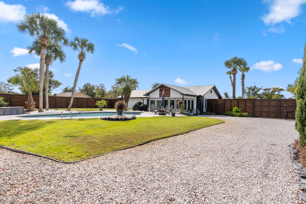 Backyard, Exterior, Pool